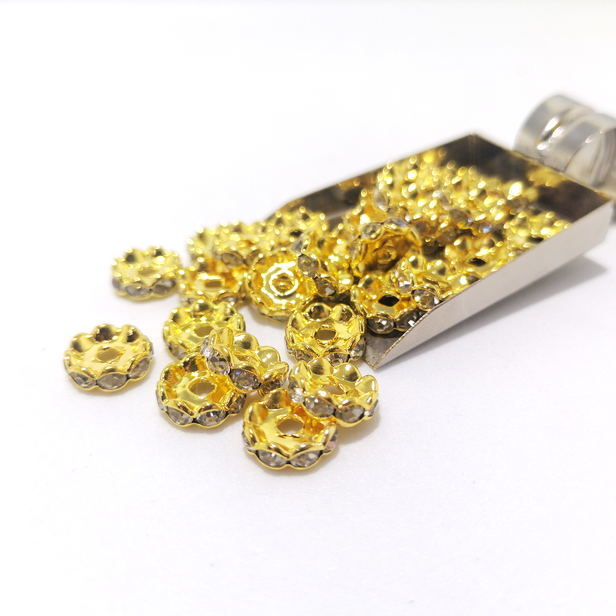 Decor margele aurii cu strass